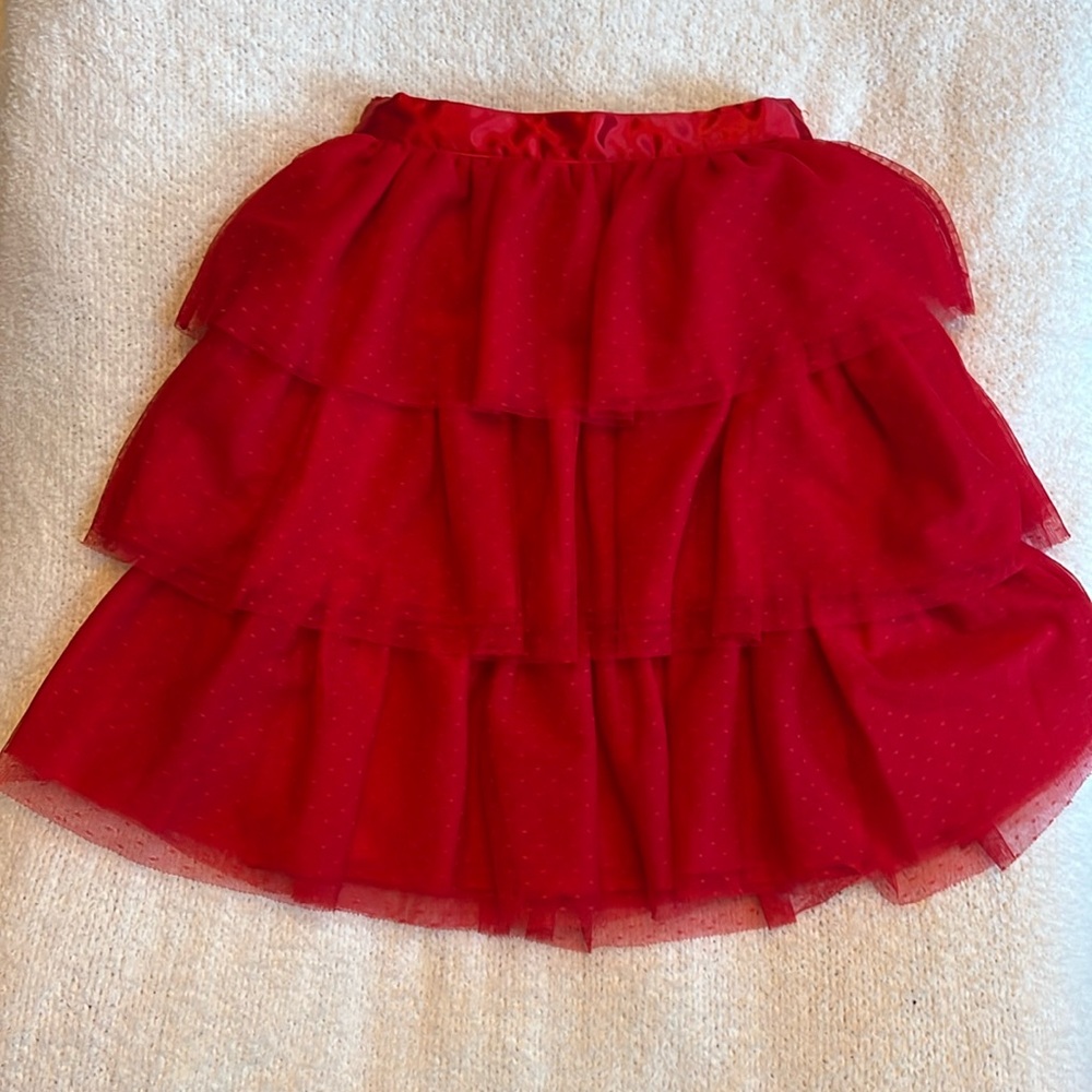 Janie 8 Jack red tulle longer skirt. Girls 8. Gently used in great condition